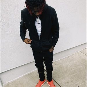 Meet your Posher, Aaron